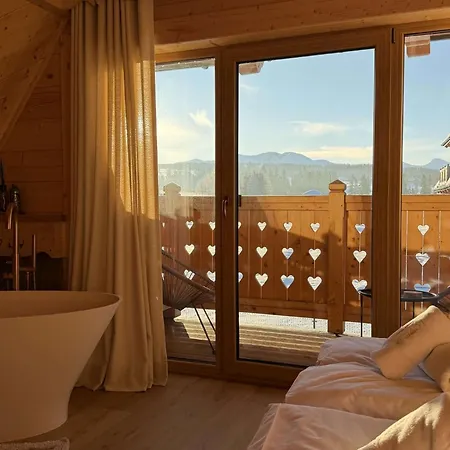 Vila Lovelia Luxury & Jacuzzi